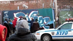 '[FANCAM] 120217 Fashion King filming in Brooklyn, New York City -No Yuri'