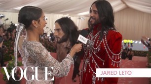 'Jared Leto\'s Two-Headed Met Gala Look | Met Gala 2019 With Liza Koshy | Vogue'