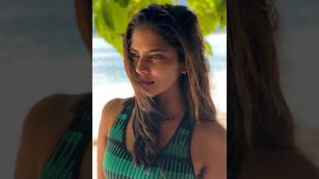 'Malavika Mohanan hot at fashion show | Malavika Mohanan beautiful enjoying beach'