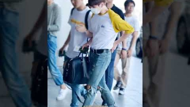 'jungkook airport fashion .....'