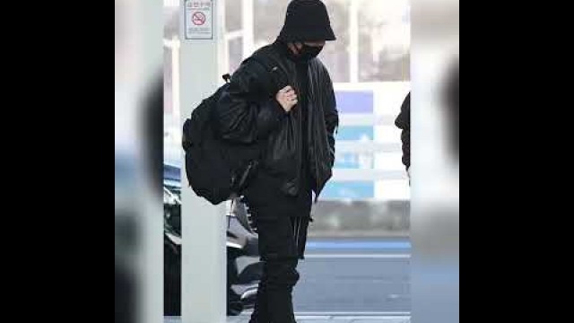 'Jungkook  airport fashion