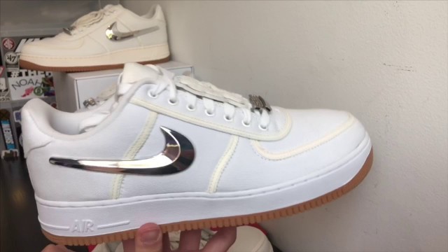 'AIR FORCE 1 LOW \"TRAVIS SCOTT\" SAIL v. WHITE COMPARISON'