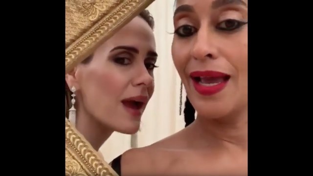 'Tracee Ellis Ross + Sarah Paulson in Moschino - VOGUE MAGAZINE Met Gala 2019 #METCAMP #METGALA'