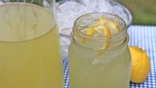 'Easy Homemade Lemonade Recipe - Old Fashioned'