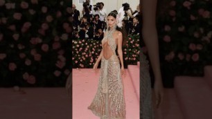 'Emrata 2019 Met look was✨ #shorts #emilyratajkowski #metgala #redcarpet #trending #explore #foryou'