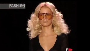 'GUCCI Spring 2002 Milan - Fashion Channel'