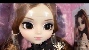 'NRFB Dilettante Pullip Doll P-119 Trench Coat Chic Fashion Ultra Rare'