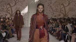 'ETRO Women\'s and Men\'s Spring Summer 2018 Fashion Show'