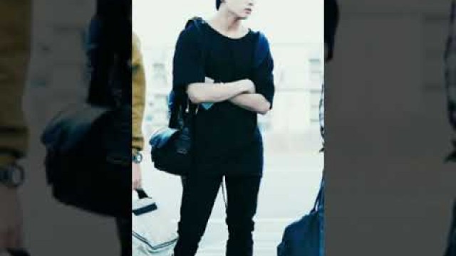 'jungkook | airport fashion| pls like and subscribe'