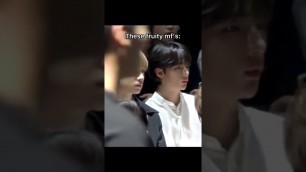 'Chan, Hyunjin and Jeongin\'s reactions to topless models at the fashion show'