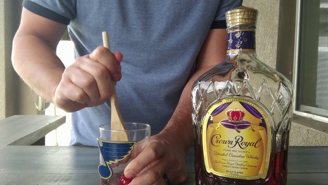 'How To Make An Old Fashion At Home With Crown Royal'