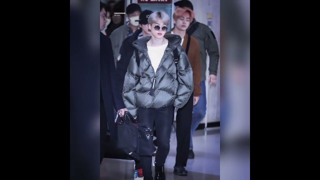 'who has the best airport Fashion?!#taehyung#Jungkook#RM#jimin#Jin#jhope#suga'