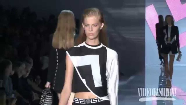 'Versace - Milan Fashion Week - Spring/Summer 2015 | FIRST LOOK'