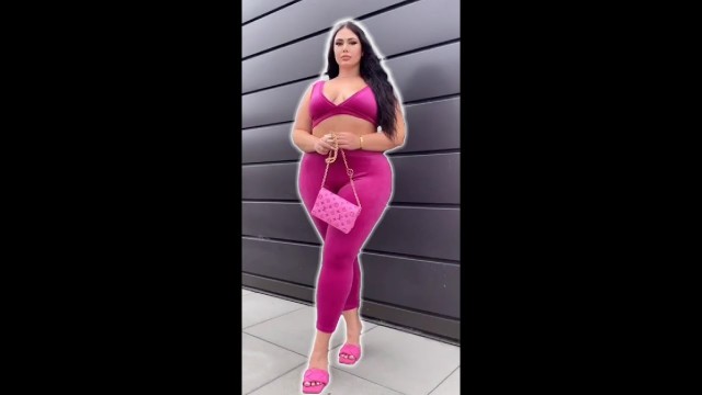 '#fashionnova #curves Sammy02k Being Fierce! Tiktok Fashion Models'