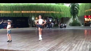 'gaya lucu anak anak fashion show anak anak beach walk bali 2022'