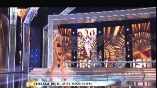 'Lady Gaga\'s Applause playing at 2014 Miss America Swimsuit Competition'