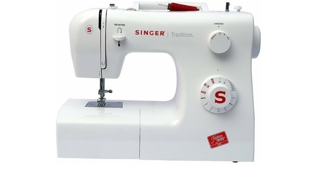 'Singer Electric Sewing Machine Review / Fashion maker 2250'