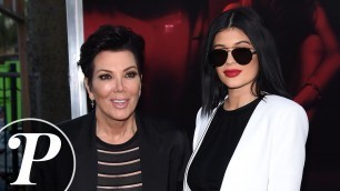 'Fashion Week - Kylie Jenner, Radieuse et complice avec sa mère pour ressusciter des fantômes'