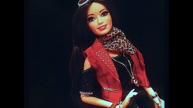 'Raquelle Doll Review Barbie Luxe Style Glam Fashion by Mattel'