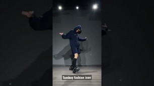 'korean tomboy dancing #shorts #fashion #youtubeshorts #korean'