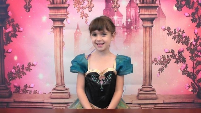 'Disney Princess Story: Frozen Elsa\'s Concert, Beauty and The Beast Story, Dress Up - Fashion Show'