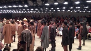 'Kanye West - Yeezy Season 2 + Fade Song'