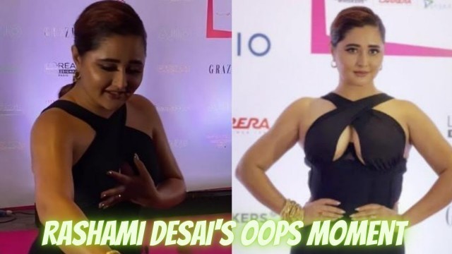 'Rashami Desai\'s Oops Moment at Grazia Young Fashion Award 2022'