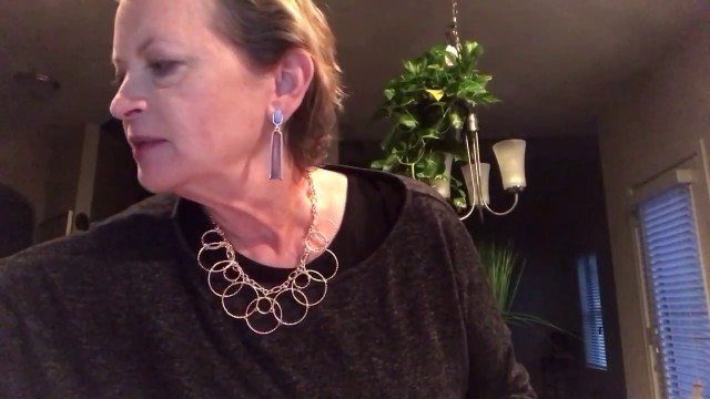 'Front Door Fashion clothing unboxing Is it better than Trunk Club? January 2018'