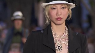 'BETV   CHANEL Cruise 2017 Show in Cuba'