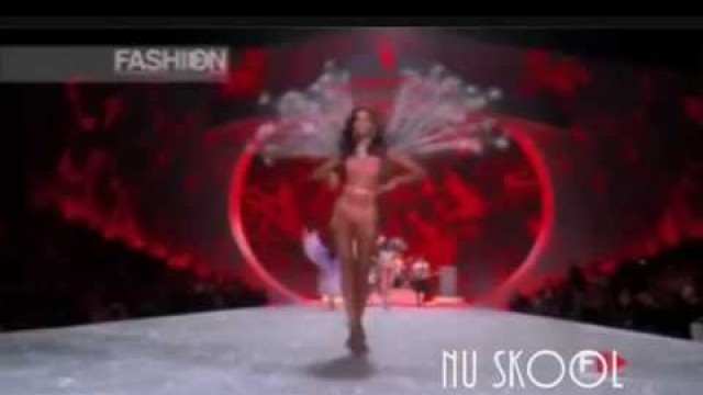 'Victoria\'s Secret Fashion Show Remix'