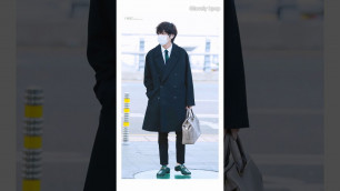 'TAEHYUNG BTS AIRPORT FASHION #BTS #V #TAEHYUNG #KIMTAEHYUNG'