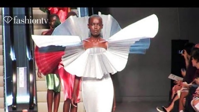 'Paco Rabanne Runway Show - Paris Fashion Week Spring 2012 PFW | FashionTV - FTV'