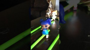 'LOL Surprise Fashion Show On-The- Go'