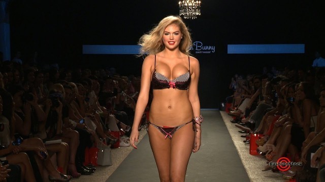 'Beach Bunny Swimwear Runway Fashion Show 2012 @ Miami Swim FW with SI Model Kate Upton | EXCLUSIVE'