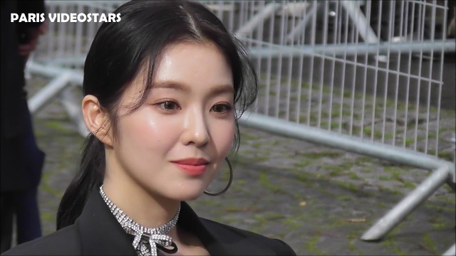 'VIDEO IRENE 배주현 Red Velvet 레드벨벳 @ Paris Fashion Week 5 march 2019 show MiuMiu'