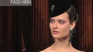 'YVES SAINT LAURENT Fall Winter 2001 2002 Haute Couture Paris - Fashion Channel'