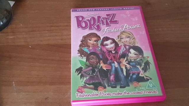 'Bratz fashion pixiez review'