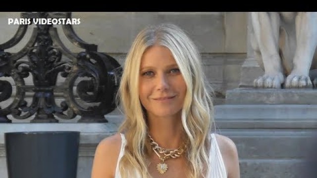 'VIDEO Gwyneth PALTROW attends Paris Fashion Week 3 july 2019 show Valentino'