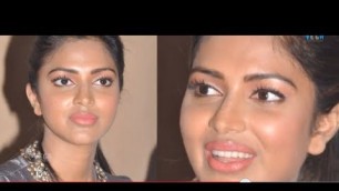 'Amala Paul Wardrobe Malfunction : Fashion Faux Paus'