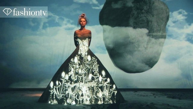 'Franck Sorbier Couture Fall/Winter 2012/13 - Projection Art in Paris | FashionTV'