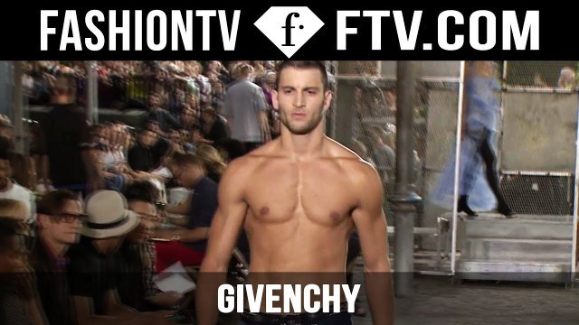 'Givenchy Spring/Summer 2016 | Paris Men’s Fashion Week | FashionTV'