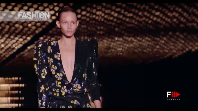 'SAINT LAURENT Fall 2018/2019 Paris - Fashion Channel'