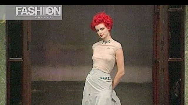 'VIVIENNE WESTWOOD Spring Summer 1996 Paris - Fashion Channel'