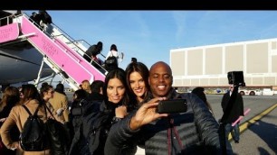 'ET\'s Kevin Frazier Flies with the Angels as Victoria\'s Secret Fashion Show Heads to London'