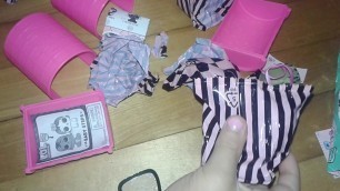 'Amelia unboxes the NEW Light Pink LOL Fashion on the go case and two LOL Lil\'s :-)'