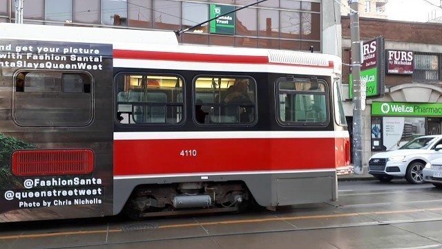 '(Fashion Santa) TTC CLRV 4110 At Queen Street West'