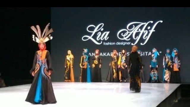 'HIJAB By LIA AFIF ,INDONESIA FASHION WEEK 2019'