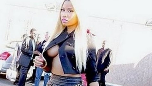 'NICKI MINAJ WARDROBE MALFUNCTION AT THE ELLEN SHOW!'