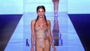 'Monica Hansen Swimwear Bikini Fashion Show Paraiso Fashion Fair Miami (Musik. Prob.by 143adobeatz)'