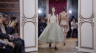 'John Galliano | Fall Winter 2018/2019 Full Fashion Show | Exclusive'